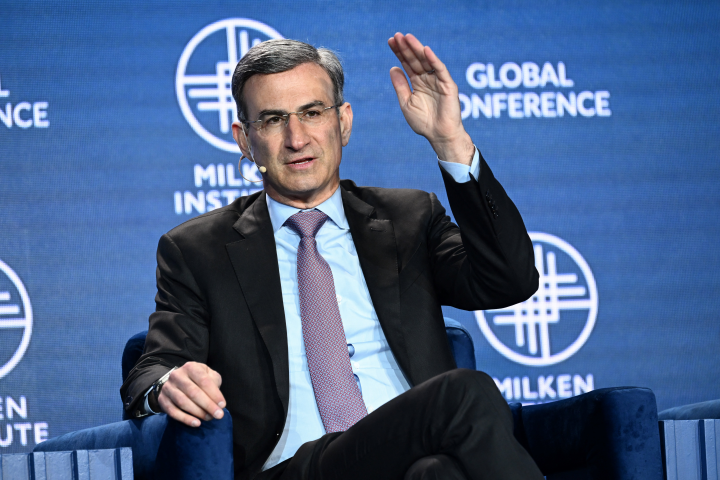 Le nouveau PDG de Lazard, Peter Orszag (Photo by Patrick T. Fallon / AFP)