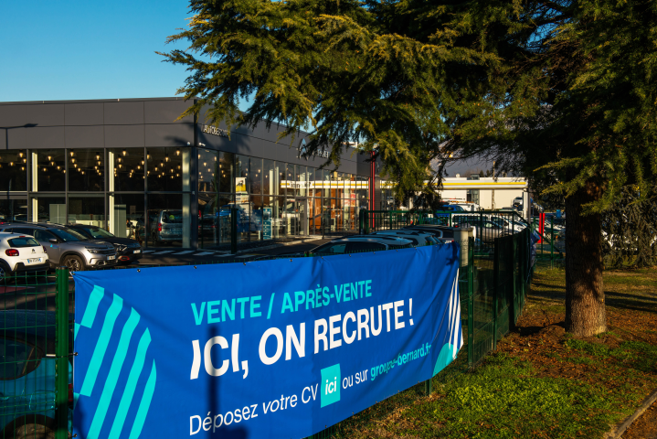 Les intentions de recrutements représentent 3,04 millions d’embauches potentielles en 2023 (Francois HENRY/REA)
