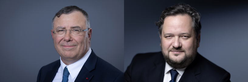 Patrick Pouyanné et Slawomir Krupa (Photo by Alain JOCARD et JOEL SAGET / AFP)