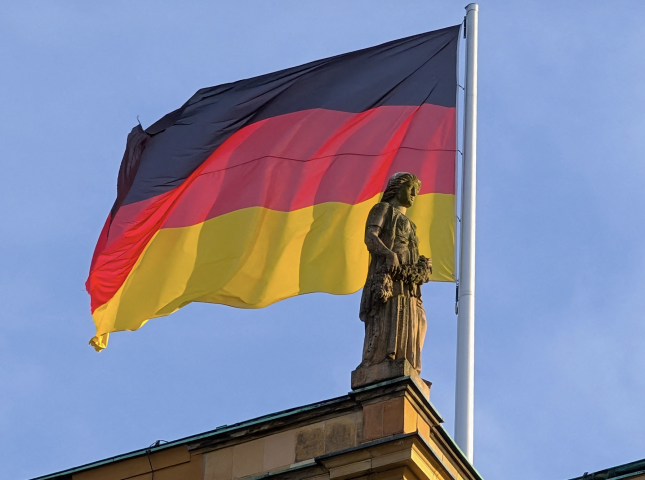 Drapeau allemand. Photo par MICHAEL NGUYEN / NURPHOTO / NURPHOTO VIA AFP