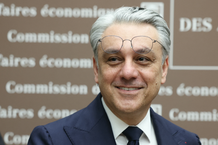 Luca De Meo, le directeur général de Renault - Photo by ALAIN JOCARD / AFP