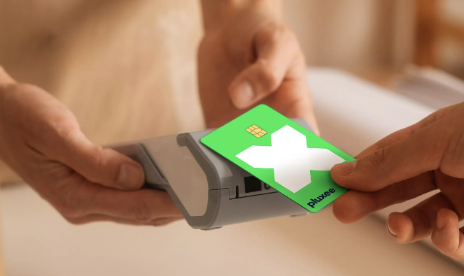 Carte de paiement Pluxee. Crédits : Pluxee